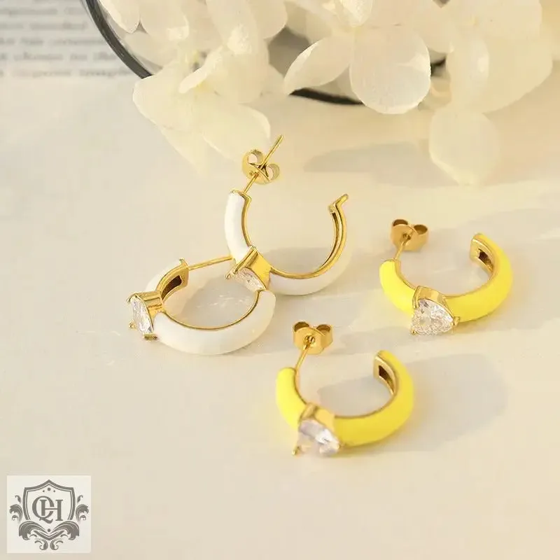 18K Gold C-Shaped Earrings with Heart-Shaped Zirconia