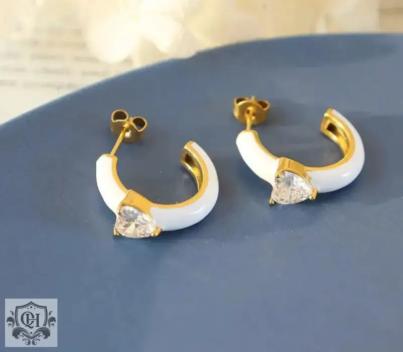 18K Gold C-Shaped Earrings with Heart-Shaped Zirconia