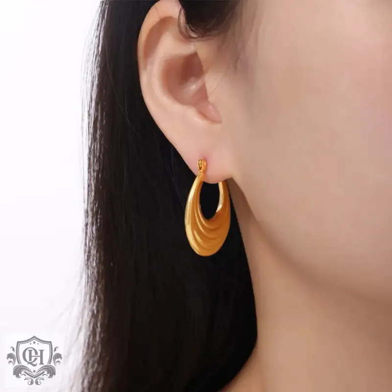18K gold trendy personality geometric U-shaped earrings with texture design