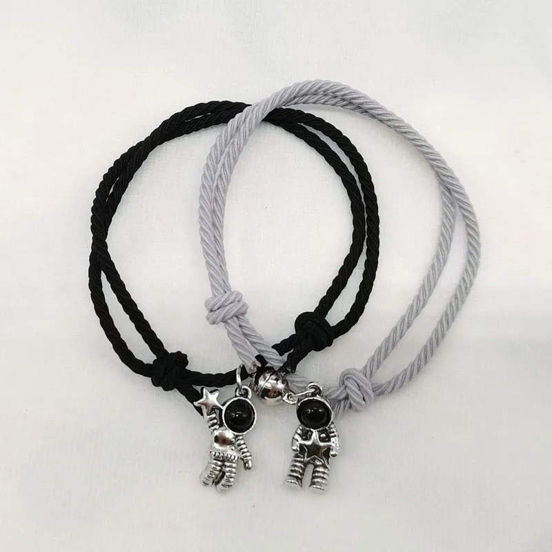 2pieces Couple Magnet Attract Each Other Creative  Bracelet