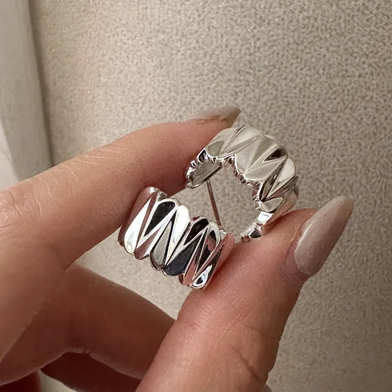 925 sterling silver stylish Refraction face personality earring