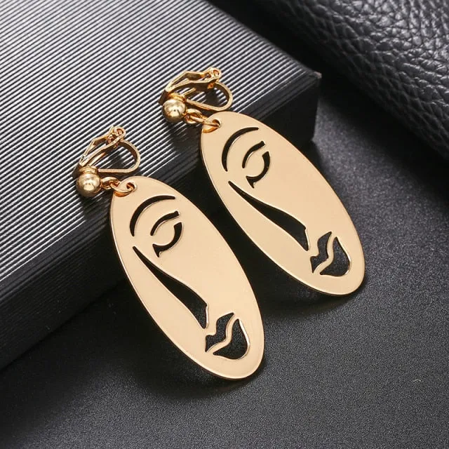 Abstract Stylish Hollow Out Face Clip Earrings Without Piercing Girls Statement Charm Earrings