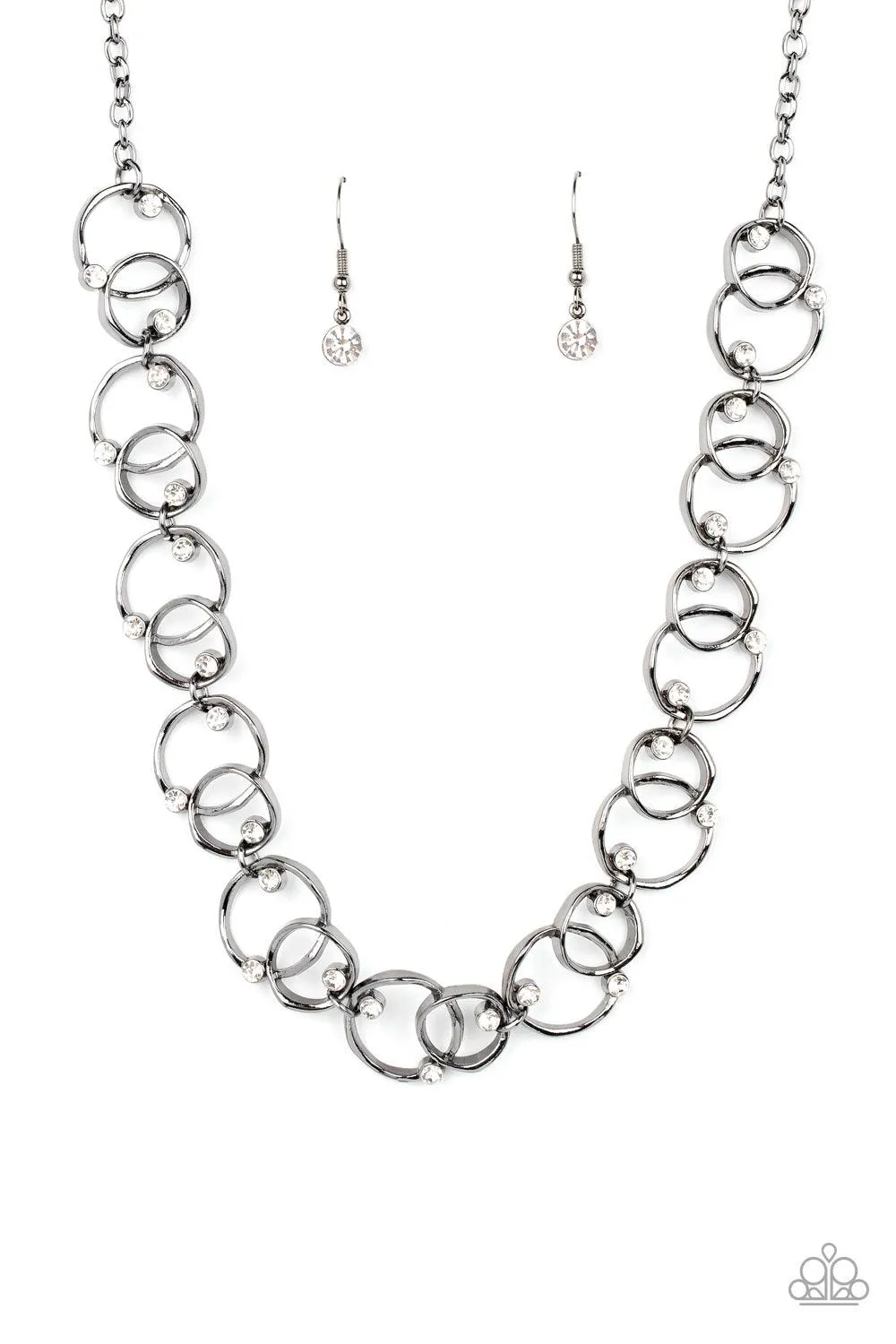 Center of My Universe - Black Necklace-Paparazzi