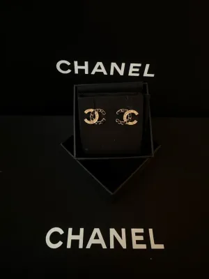 Chanel 21v Classic Chain Leather Black Gold CC Earrings Full Set Almost New