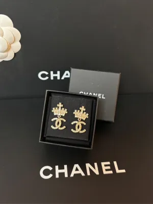Chanel Crown CC Earrings 21A Gold