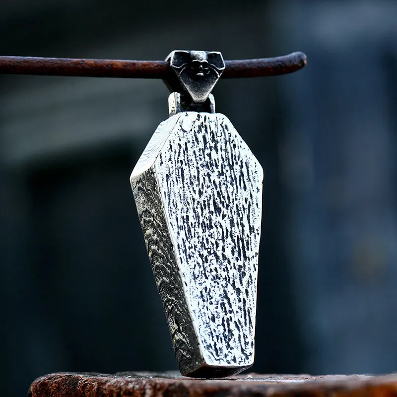 Dark Dynasty - Gothic Skull Titanium Steel Pendants by The Nevermore