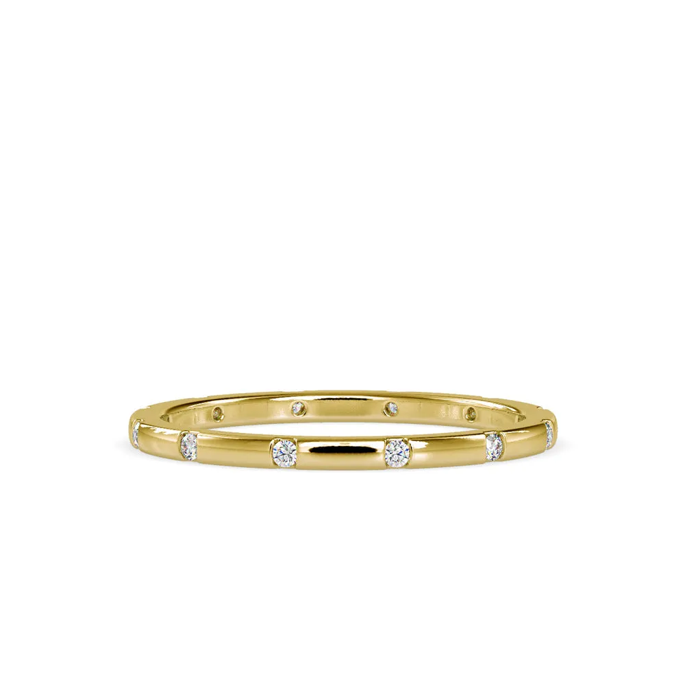 DiamondAura Flush Gold Band
