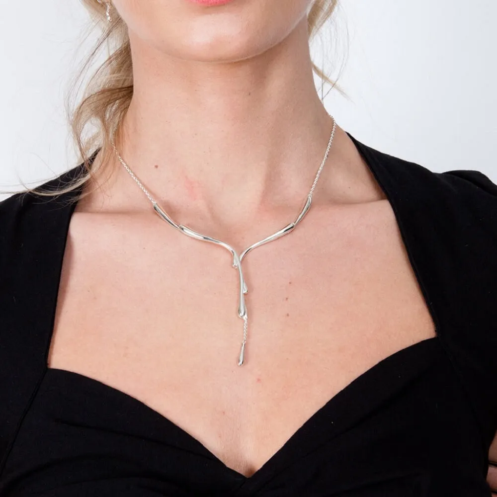 Dripping Necklace