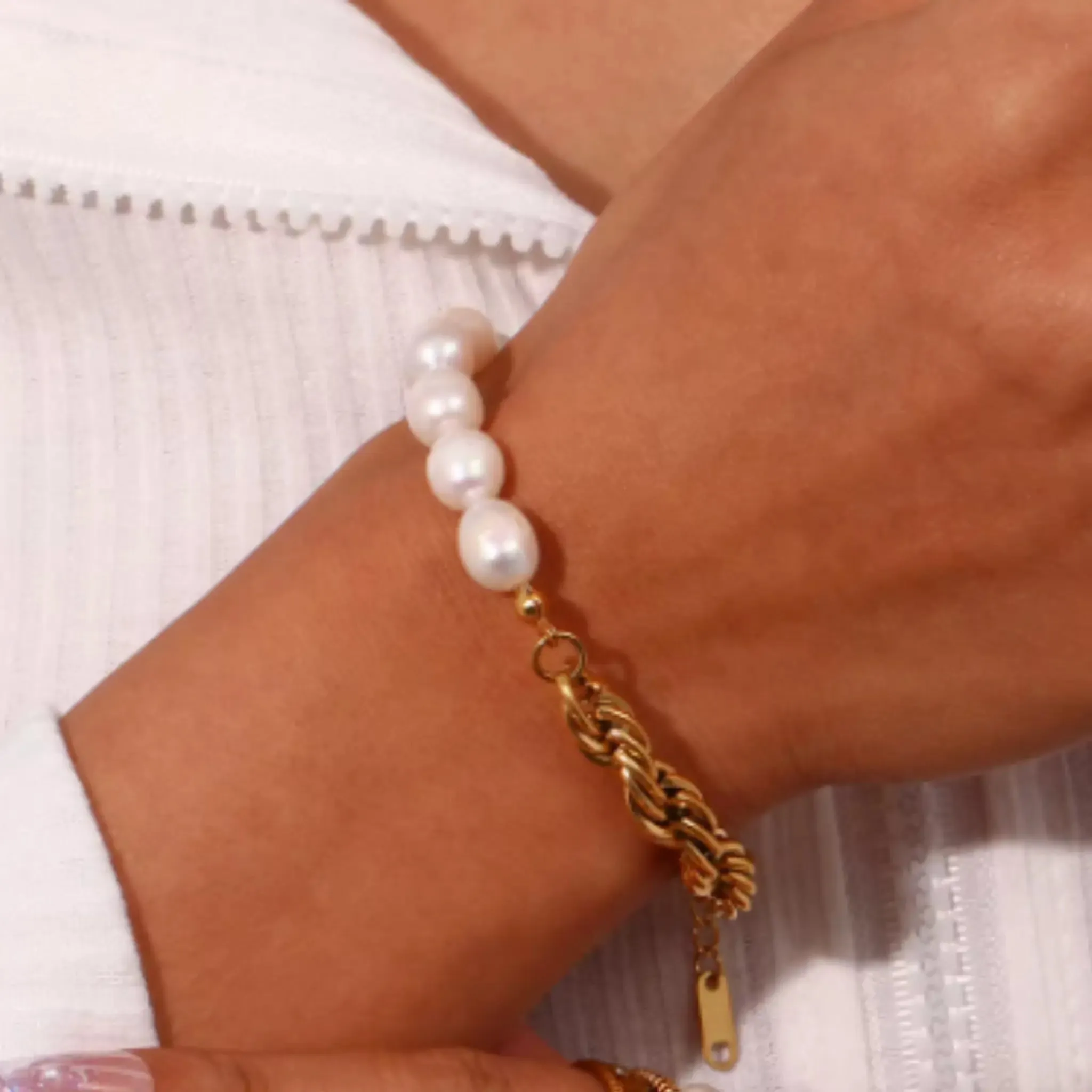 EPHYRA PEARL GOLD BRACELET