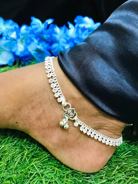Exquisite Silver Color Anklets With Stone Work For Women