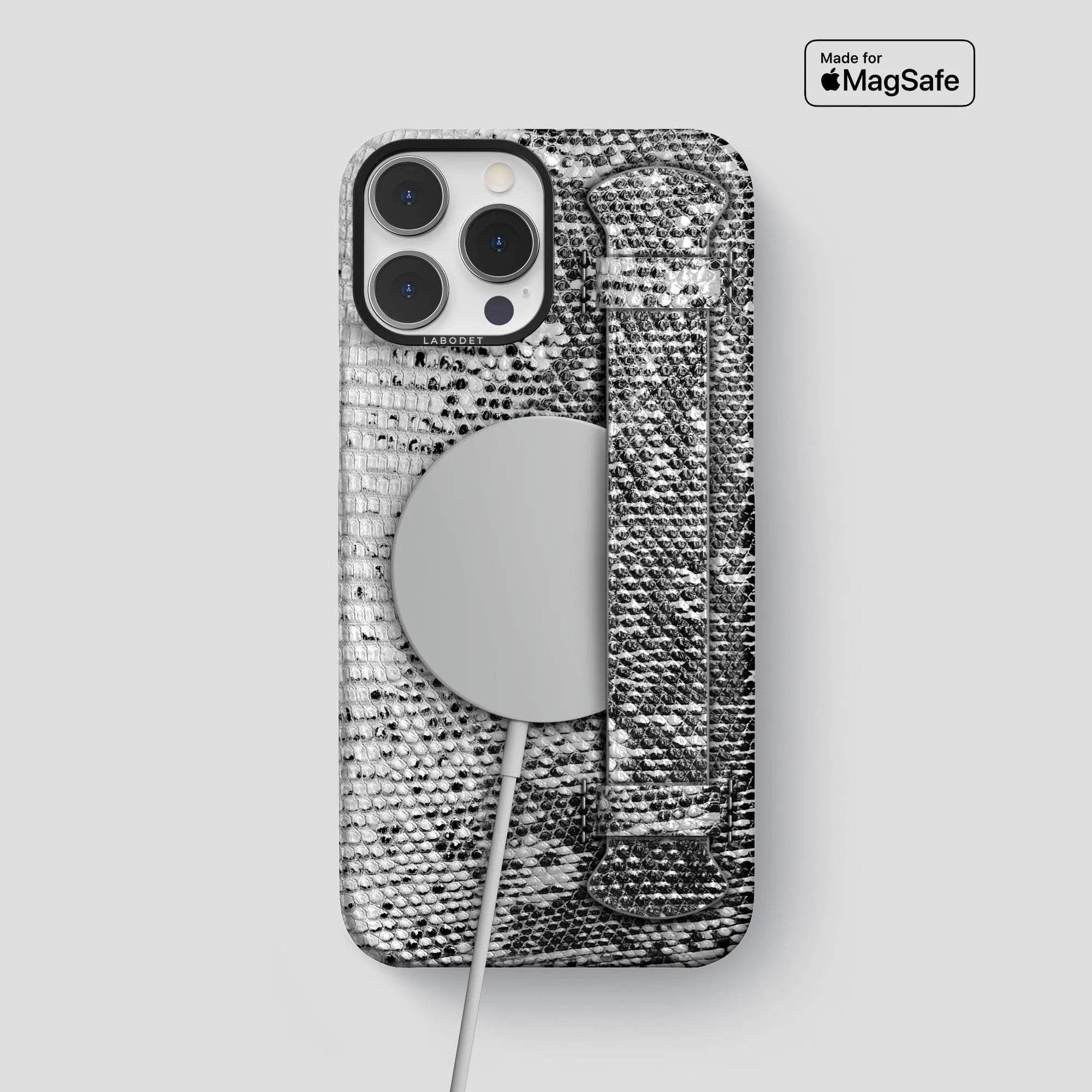 Handle Case For iPhone 15 Pro Max In Himalayan Lizard