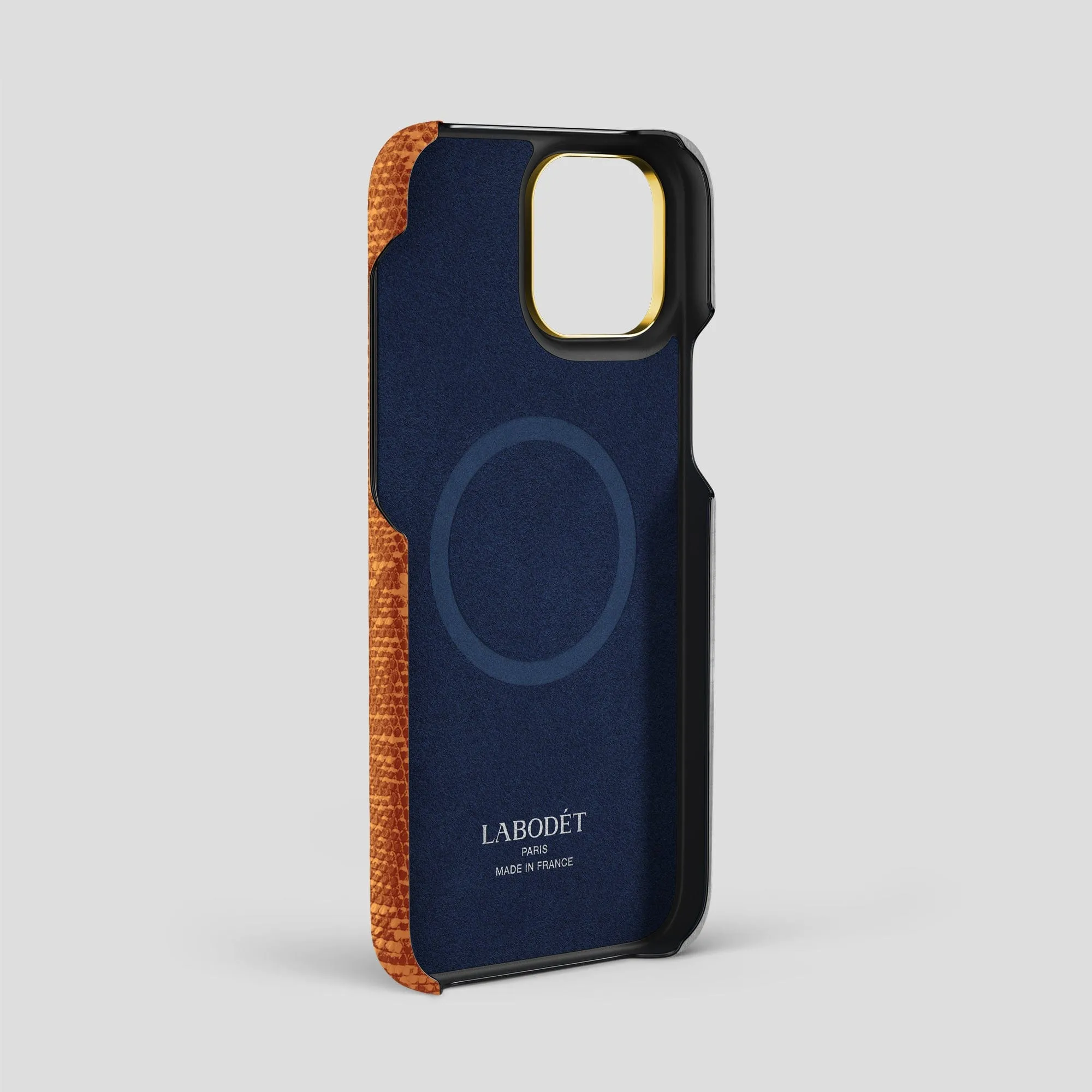 Handle Case For iPhone 15 Pro Max In Himalayan Lizard