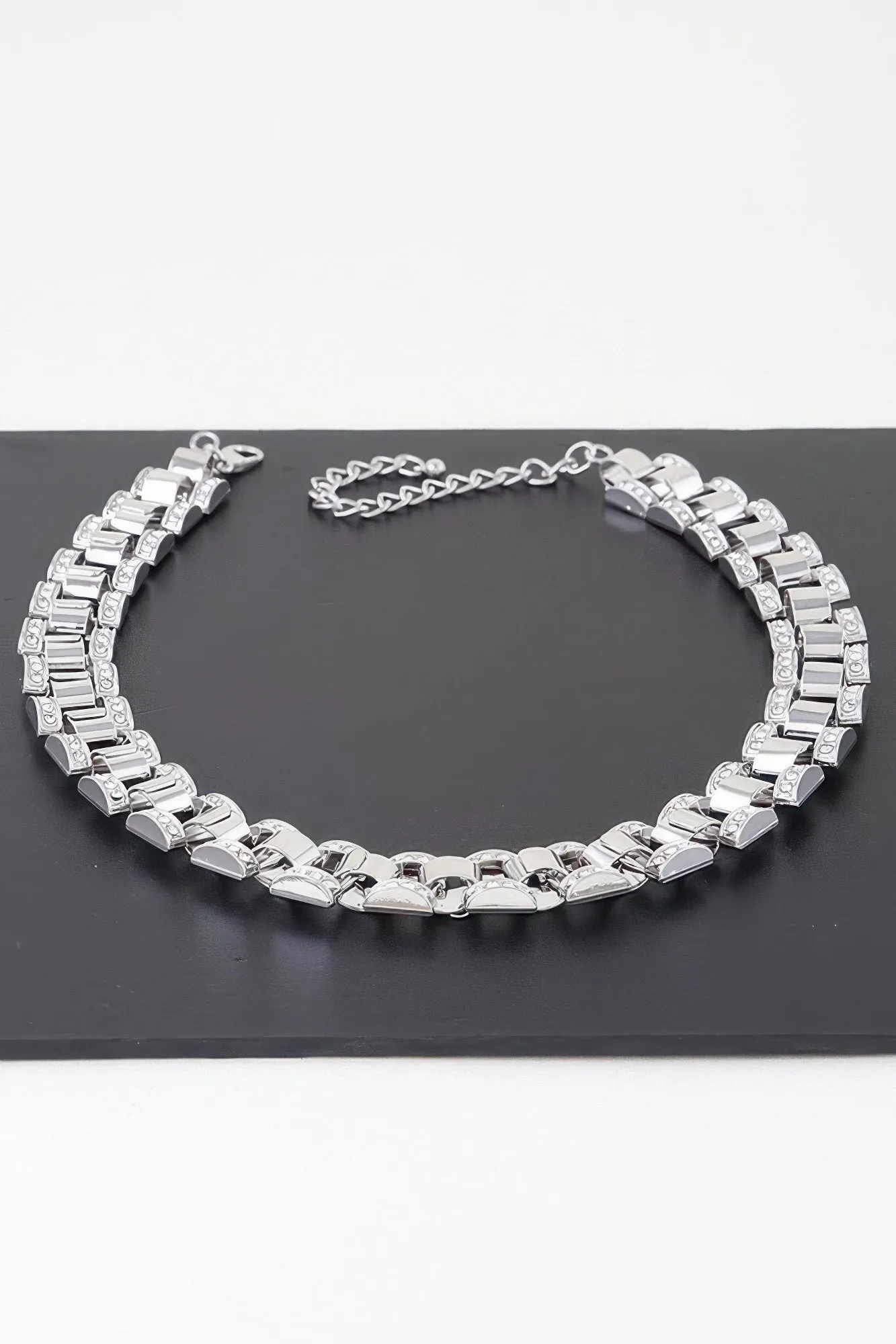 Jeweled Box Chain Necklacee