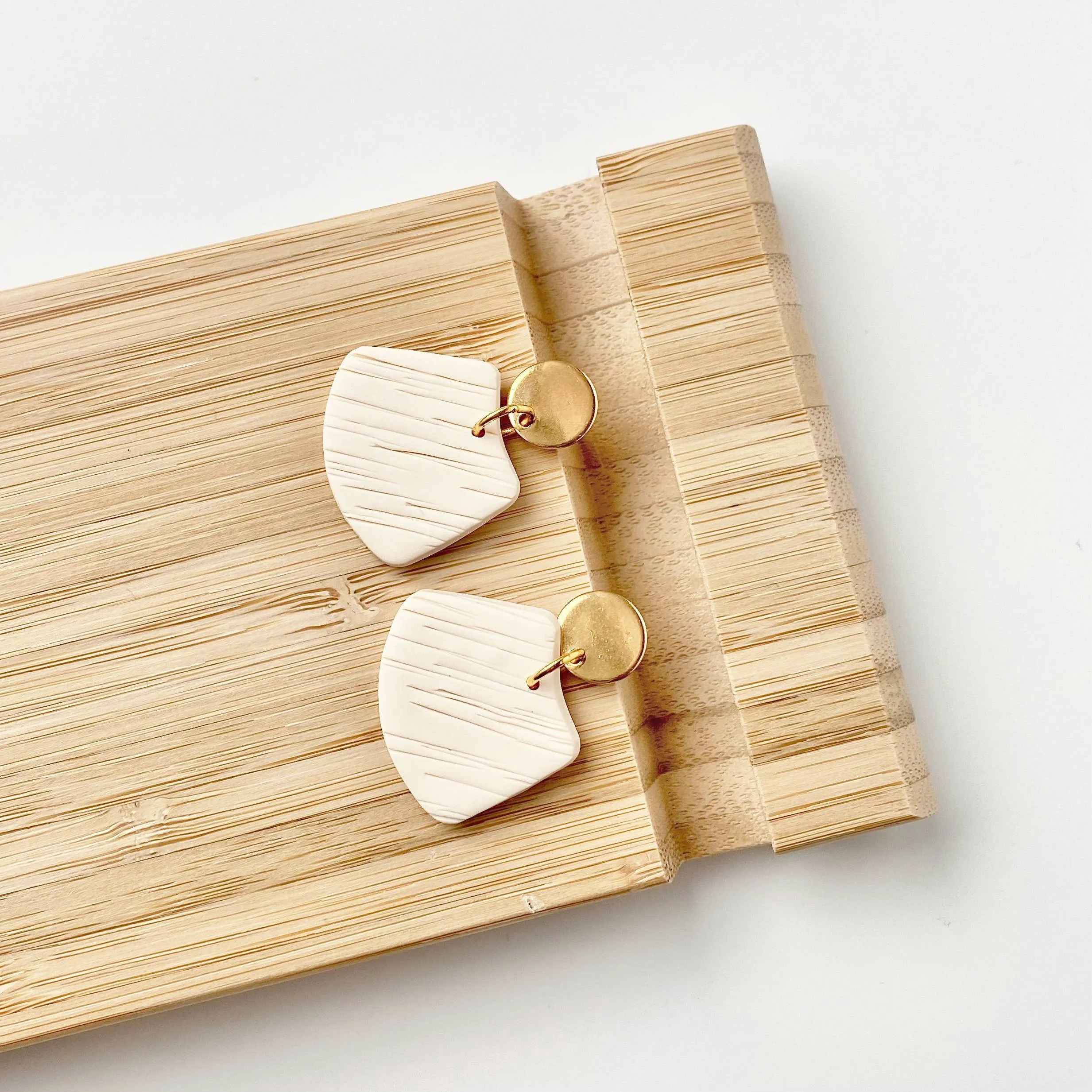 LAUREN earrings in beige
