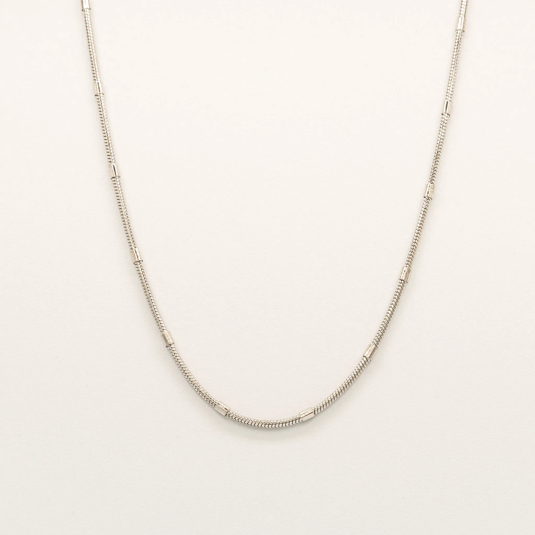 Line Necklace