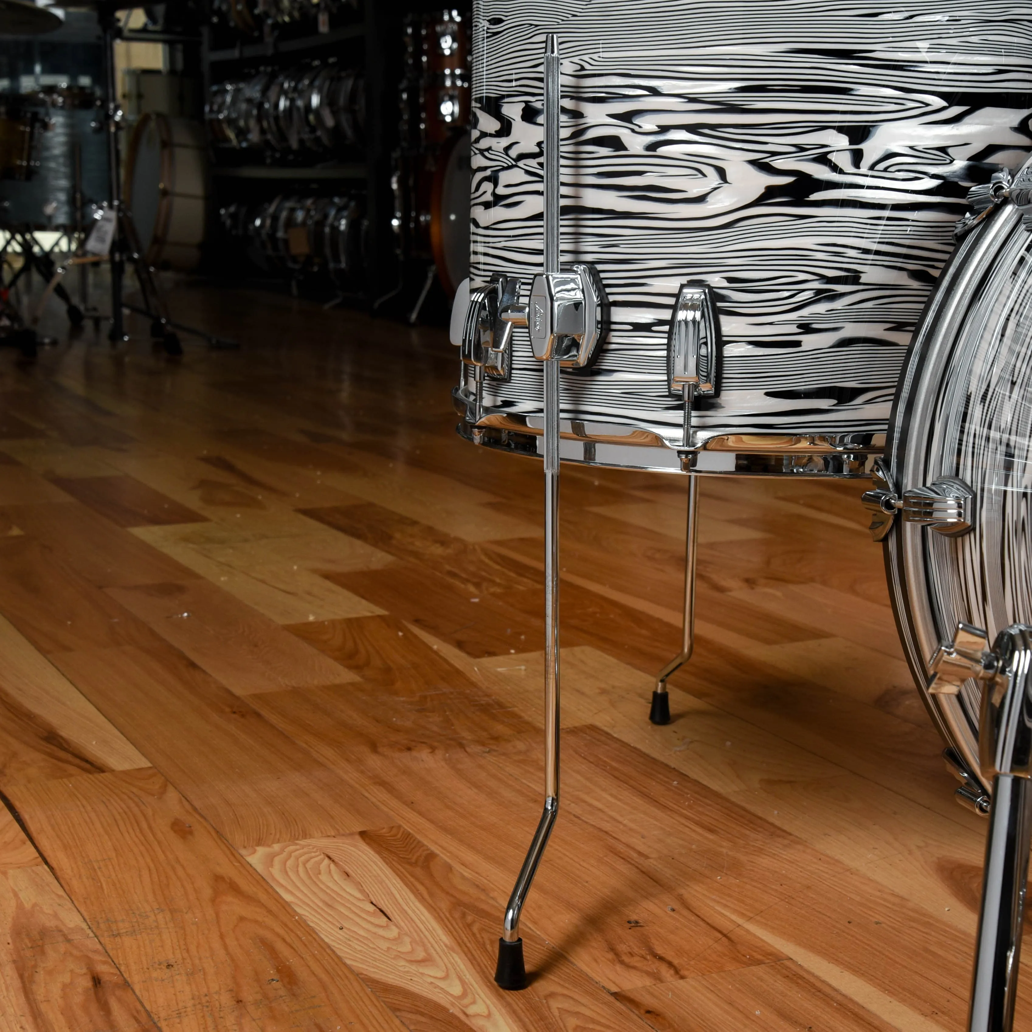 Ludwig Legacy Mahogany 13/16/22 3pc. Drum Kit White Strata