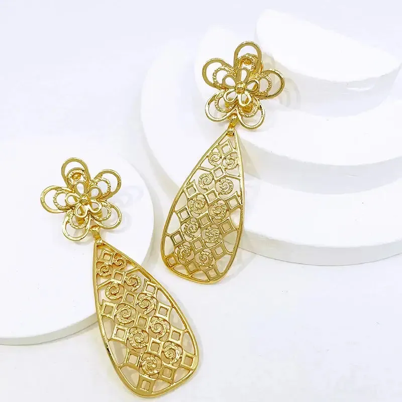 Luxurious Two-Tone Gold Drop Earrings