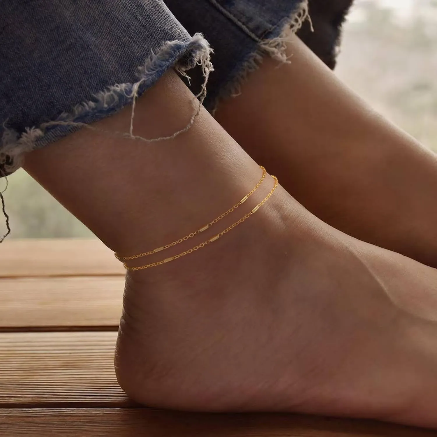 MIDEEO Gold/Silver Ankle Bracelets for Women,14K Gold Anklets for Women Waterproof Cuban Link Heart Beads Herringbone Rhinestone Anklets Set Layered Anklet Bracelets for Women Gold Jewelry Gift