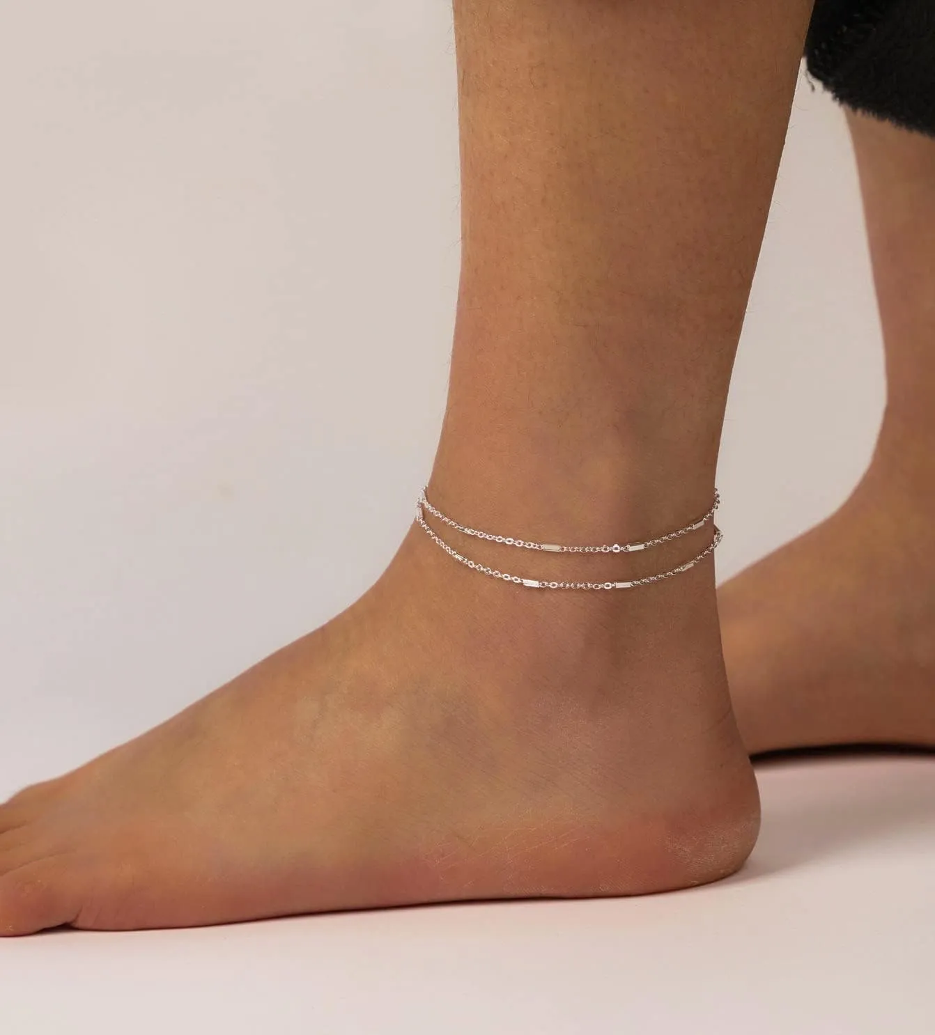 MIDEEO Gold/Silver Ankle Bracelets for Women,14K Gold Anklets for Women Waterproof Cuban Link Heart Beads Herringbone Rhinestone Anklets Set Layered Anklet Bracelets for Women Gold Jewelry Gift