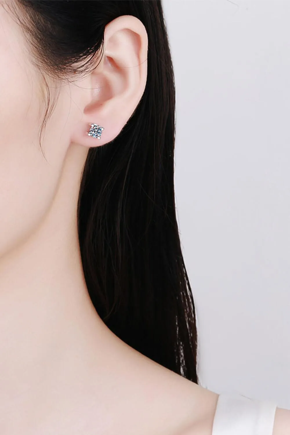 Modern Classic Minimalist 1 Carat Moissanite Stud Earrings