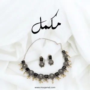 Mystic Shadows Necklace Set