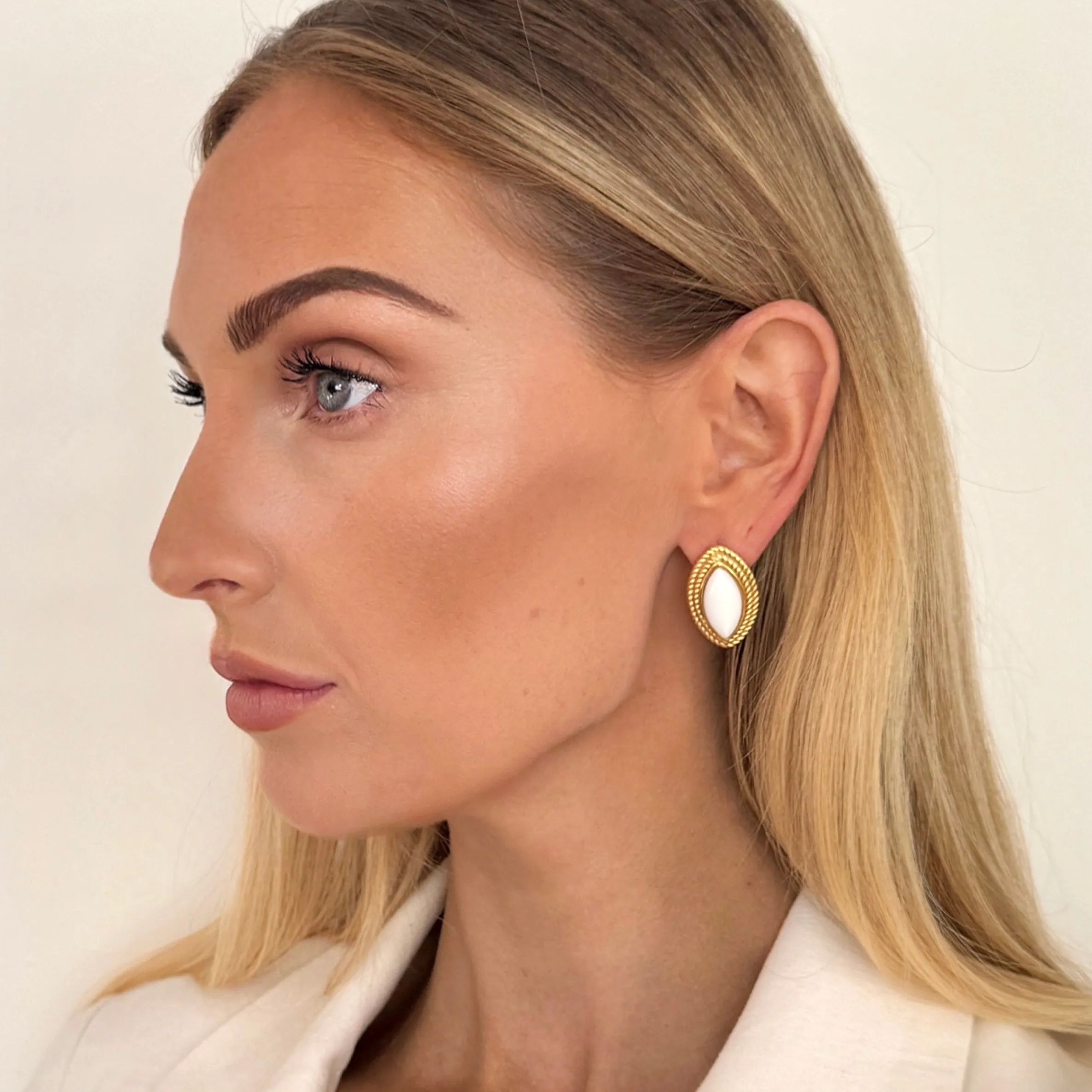 Oval Diamond Shape White Stone 18k Gold Earrings