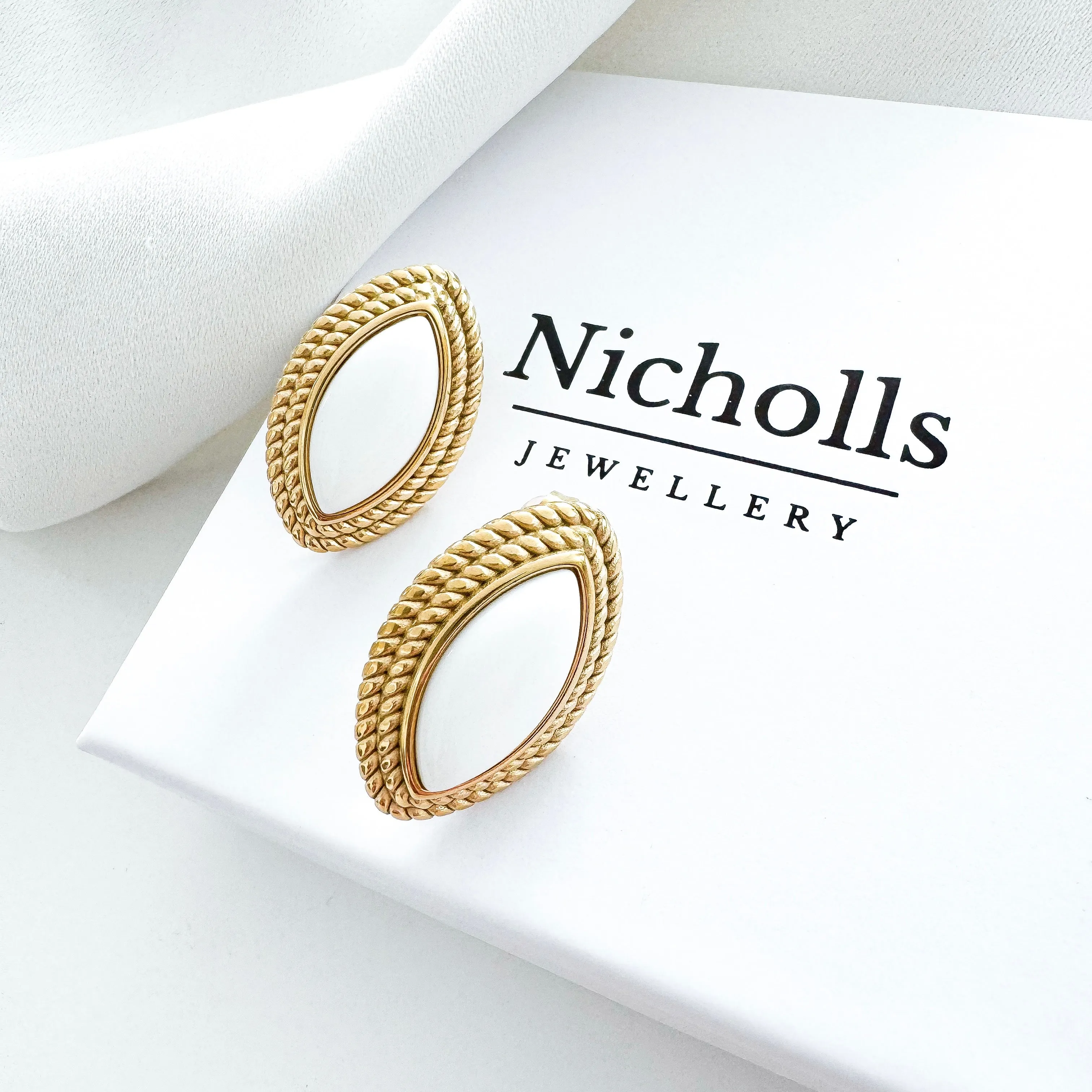 Oval Diamond Shape White Stone 18k Gold Earrings
