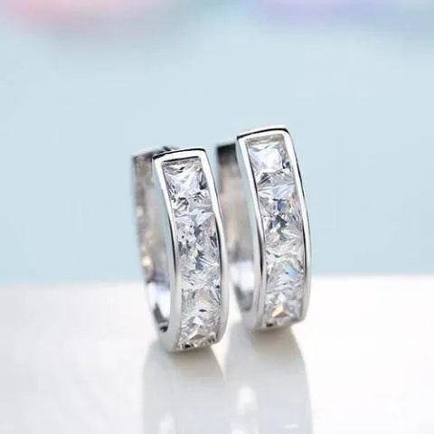 Princess Cut IOBI Crystals Oval Hoop Earrings
