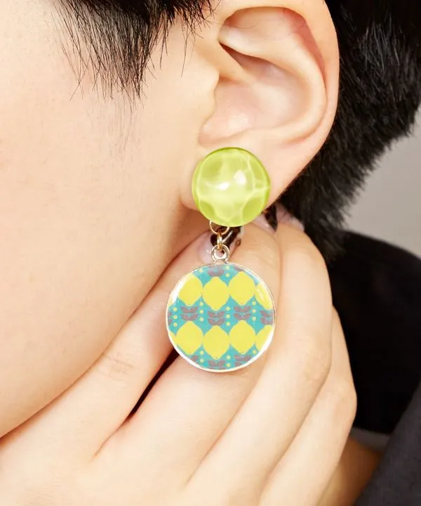 Retro Modern Round Clip Earrings