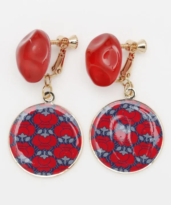 Retro Modern Round Clip Earrings