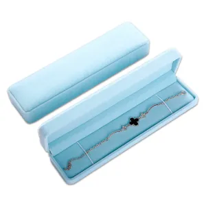 Single Deluxe Plush Light Blue Velvet Bracelet/Necklace Jewelry Box