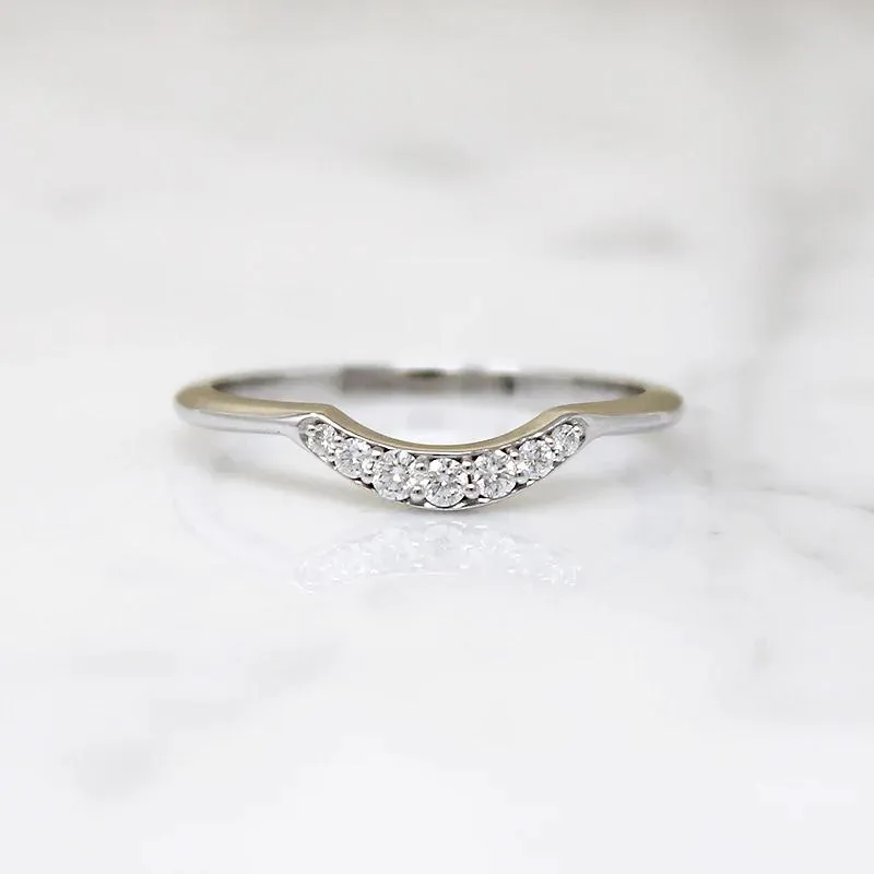Sparkling Diamond Nesting Band in Recycled Gold