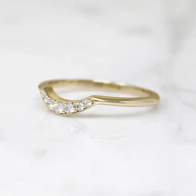Sparkling Diamond Nesting Band in Recycled Gold