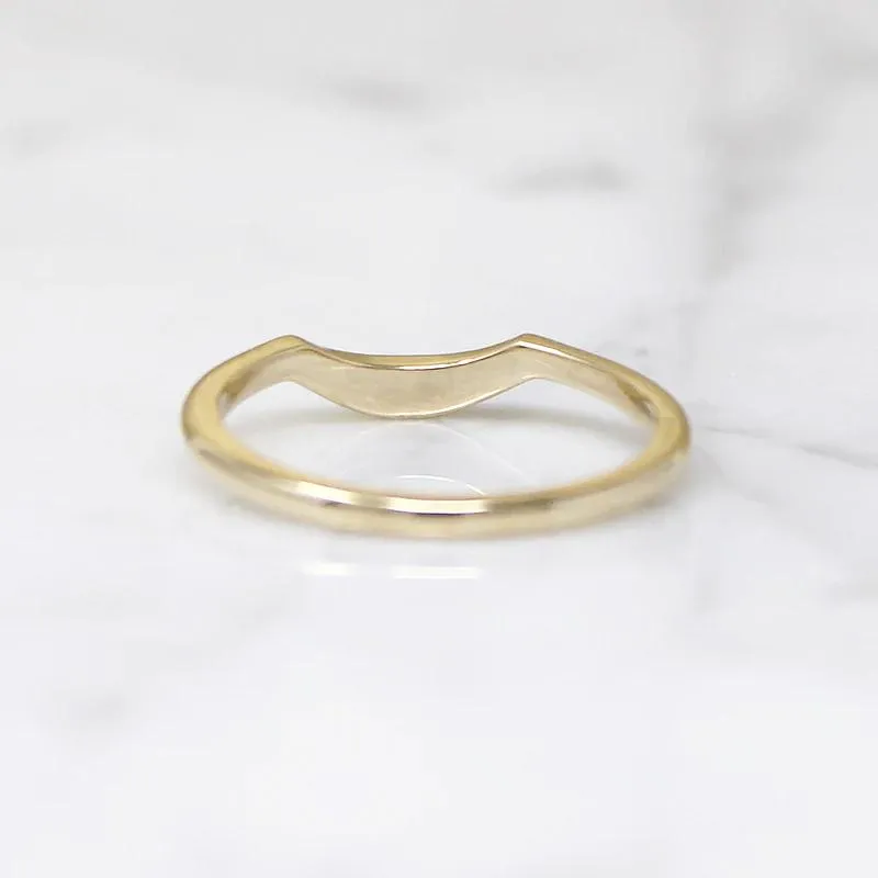 Sparkling Diamond Nesting Band in Recycled Gold