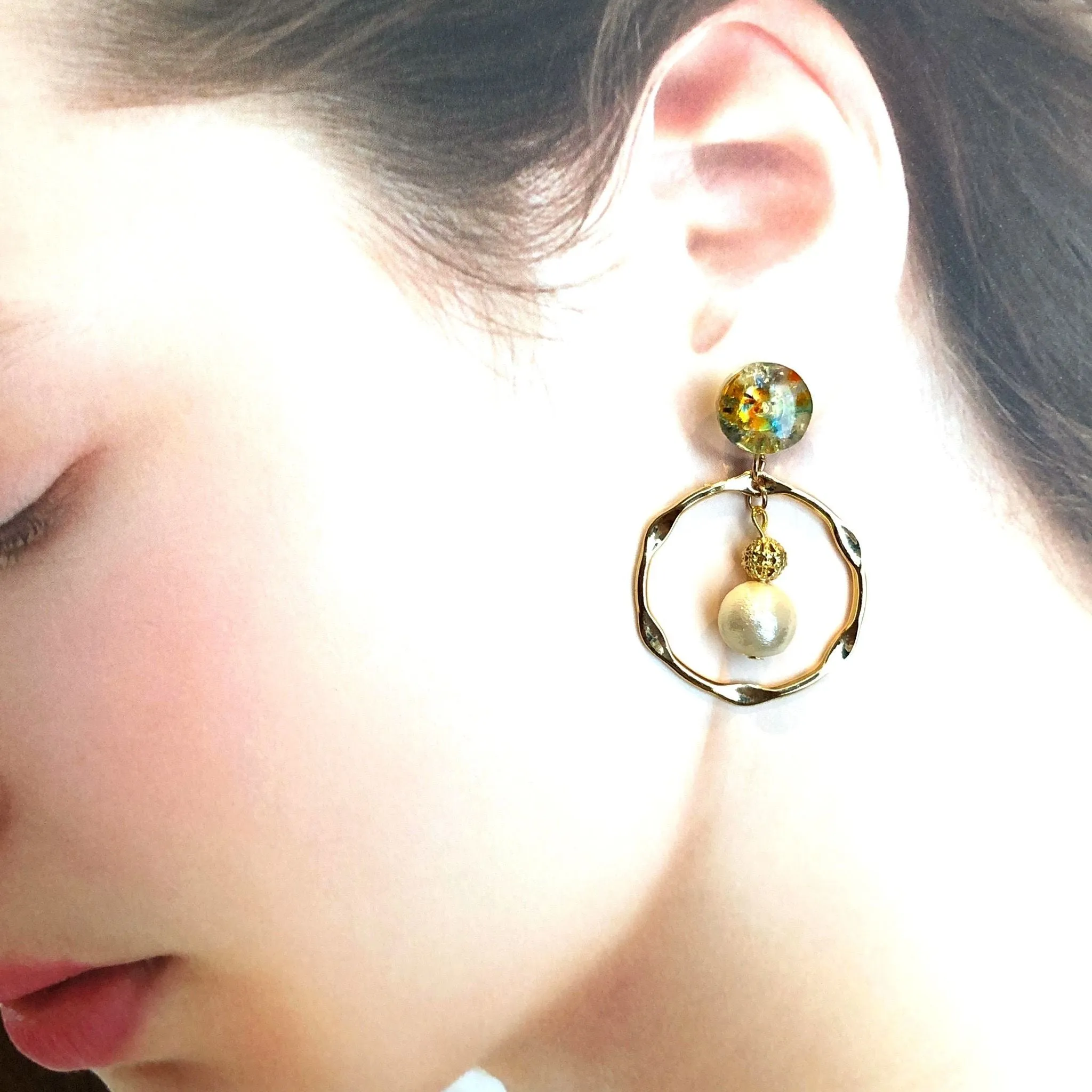 Suigetsu Hana ~ 2-way Pierced earrings with Ryukyu glass and cotton pearls