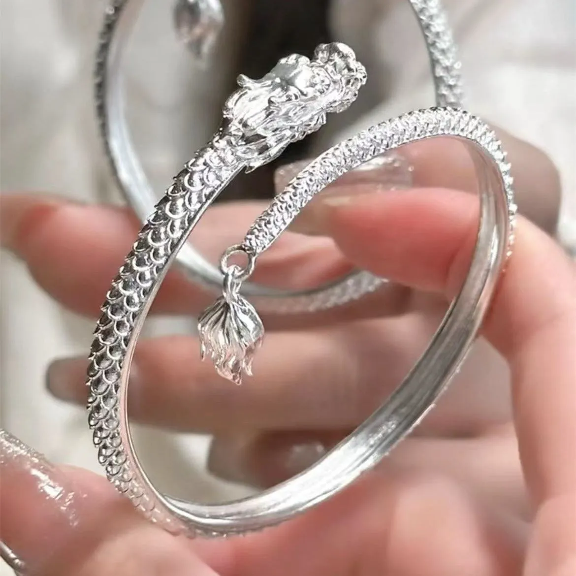 Trendy Magical Popular Relief Dragon Tail Adjustable Bangle