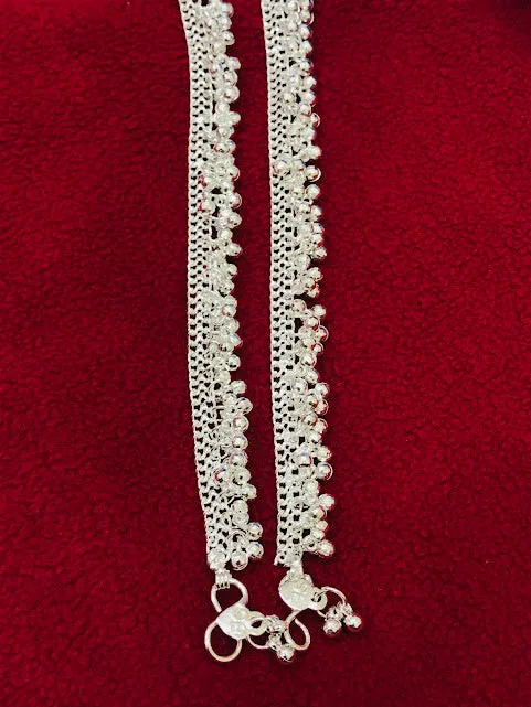 Twinkling Fancy Alloy Chain Anklets For Women