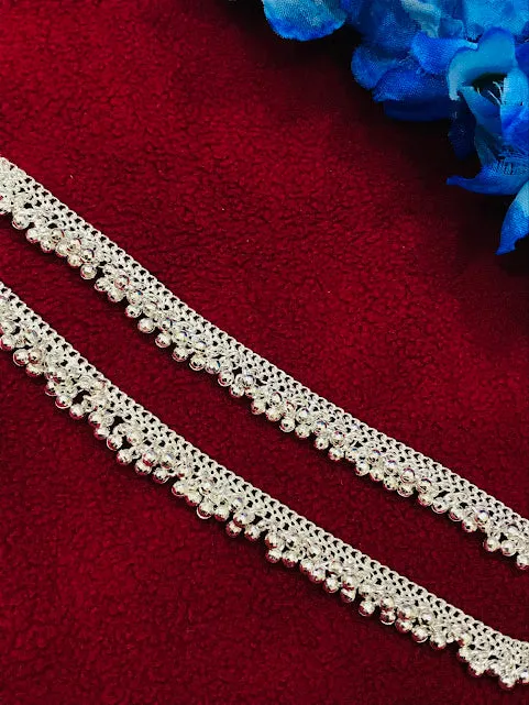 Twinkling Fancy Alloy Chain Anklets For Women
