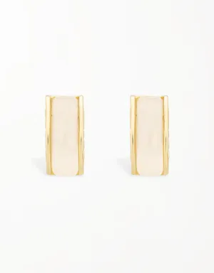 Vintage Charm Resin Studs 18k Gold Plated Stylish Design