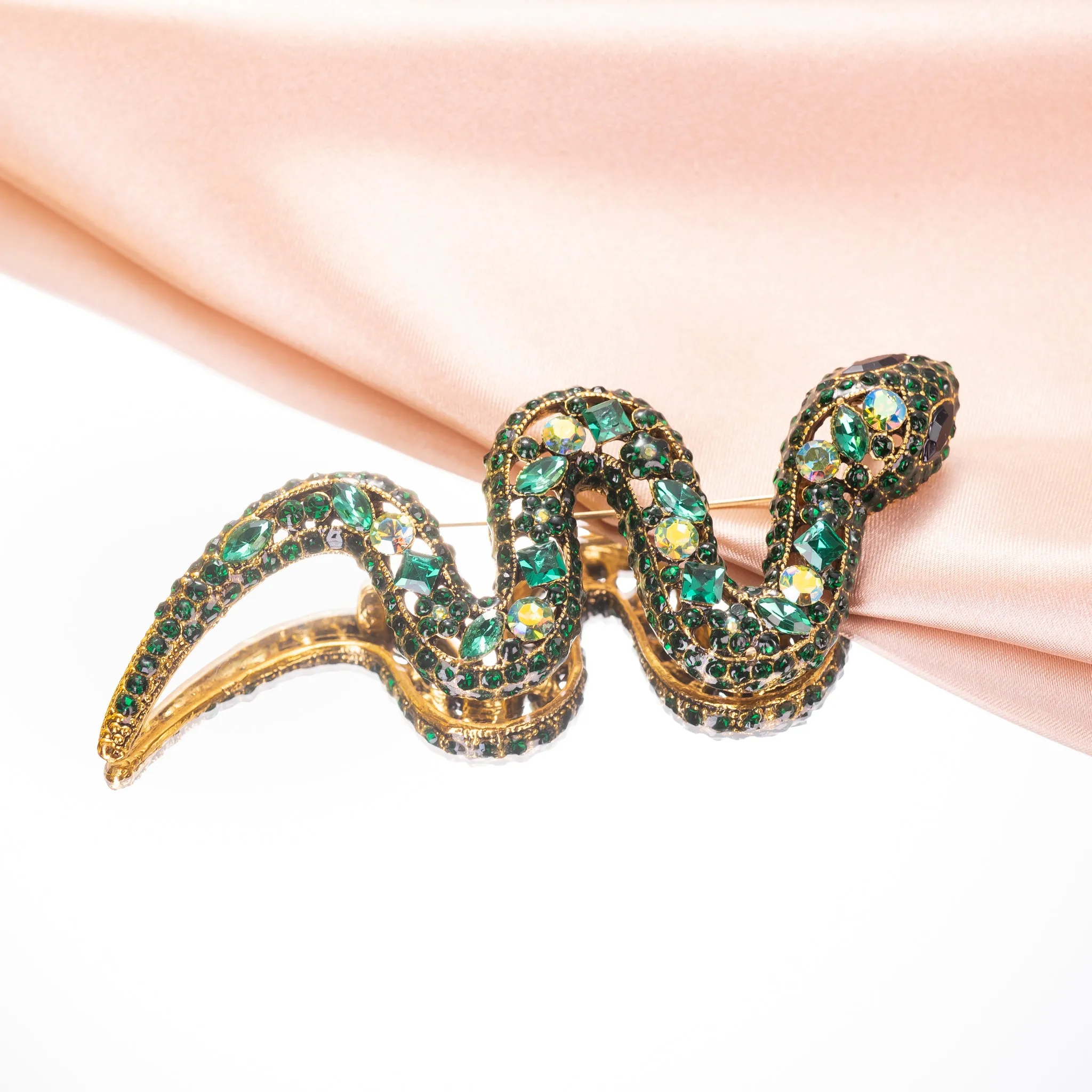 Vintage Green Enameled Snake Brooch Pin with crystals Jewelry and Pendant Necklace with Steel Chain