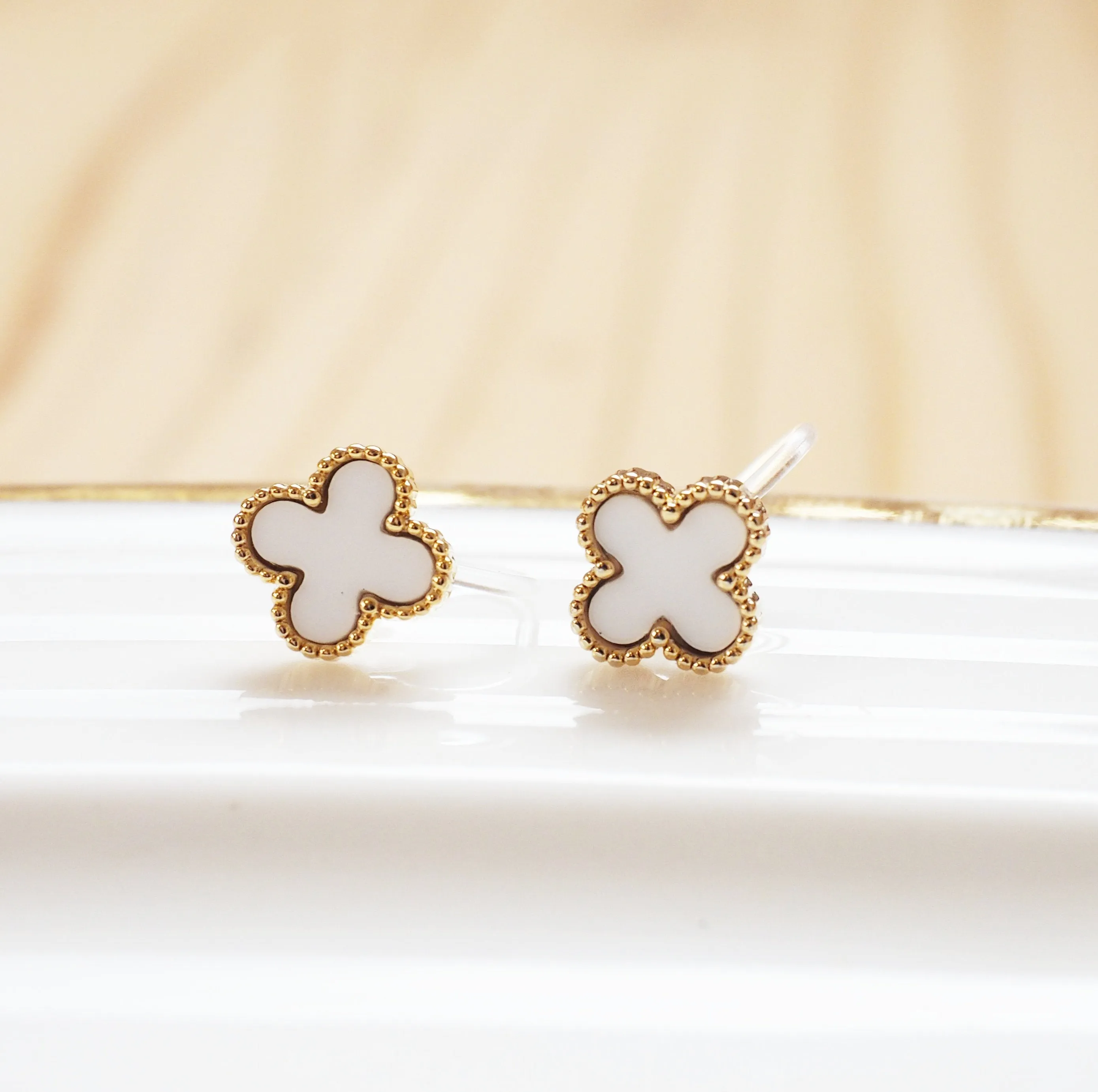 White Clover Invisible Clip On Stud Earrings ( Gold tone )
